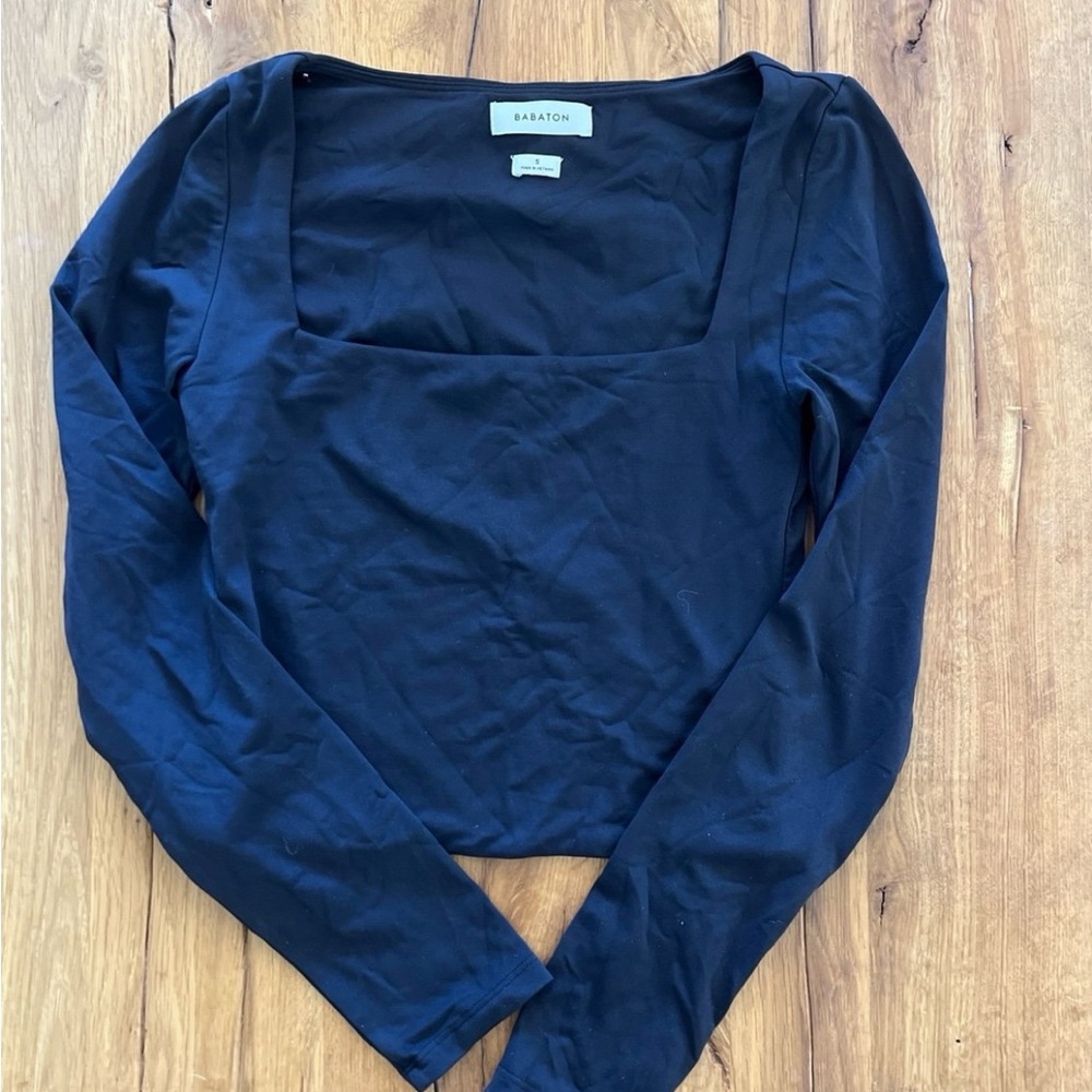 Aritzia Babaton black Long Sleeve top- EUC